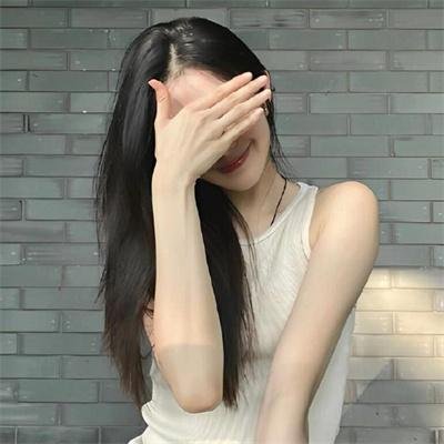 雷电交加的小路